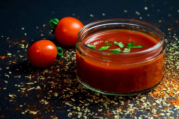 Quelles sont les meilleures techniques pour faire des sauces maison variées?